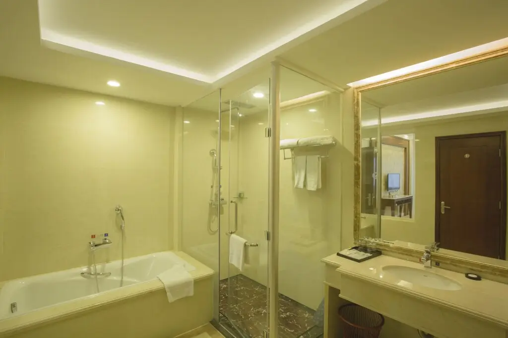 Haili Garden Hotel — фото 1