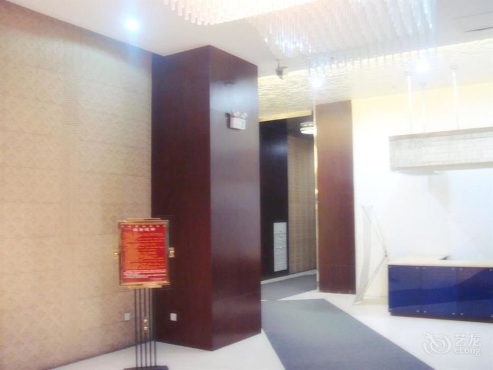 Далянь: Dalian Xinghaijiaxin Apartment
