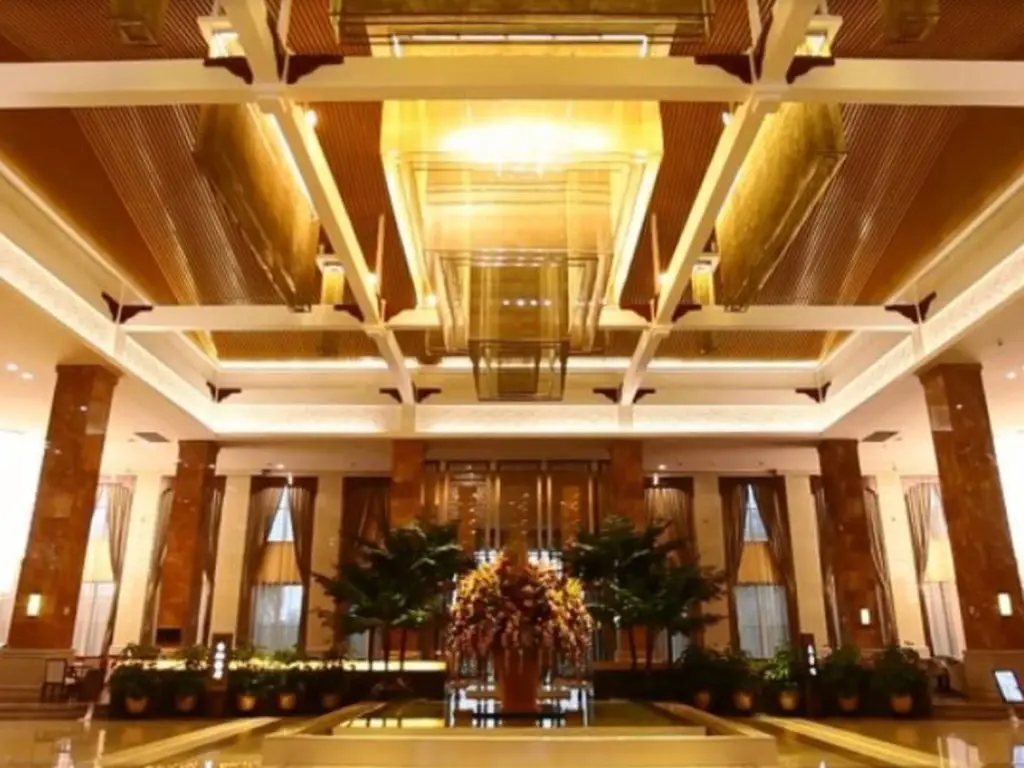 Шэньян: Shenyang Liaoning Mansion