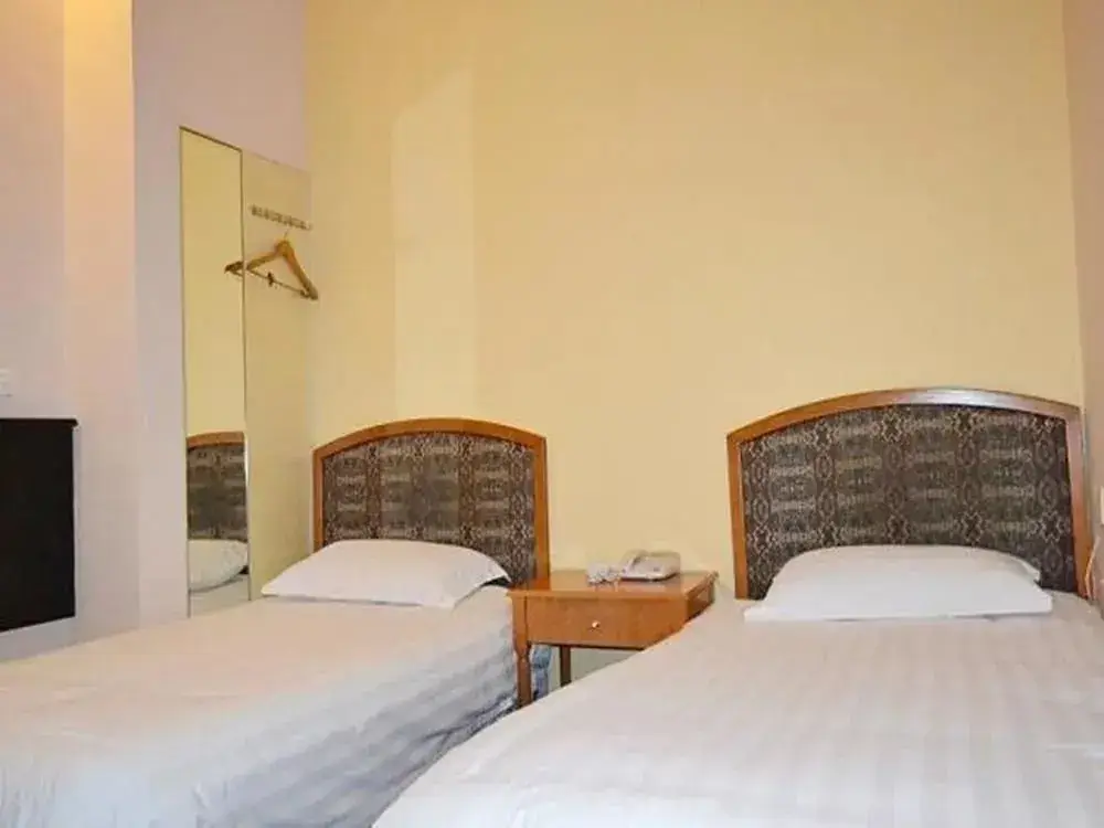 Шэньчжэнь: Home Inn Shenzhen Pinghu Huanan City