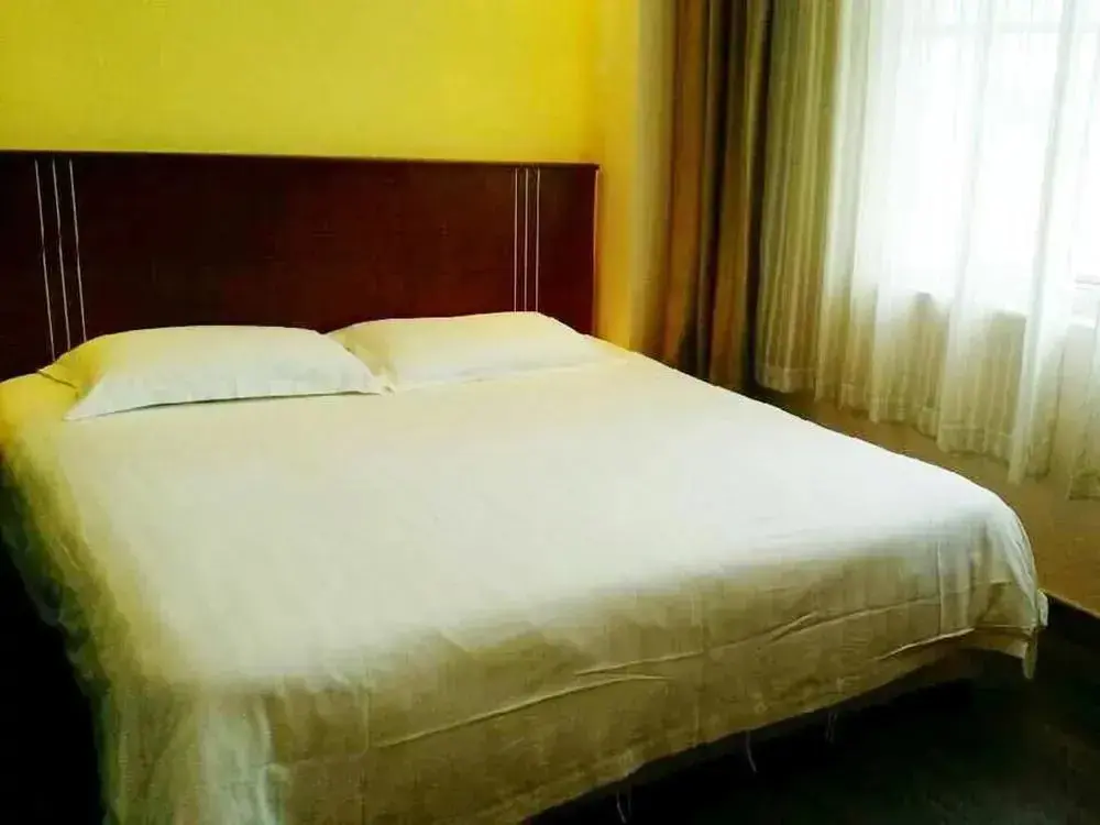 Шэньчжэнь: Home Inn Shenzhen Pinghu Huanan City