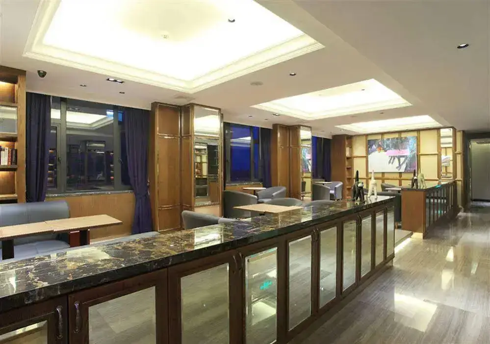 Ханчжоу: Hangzhou Heyna Hotel