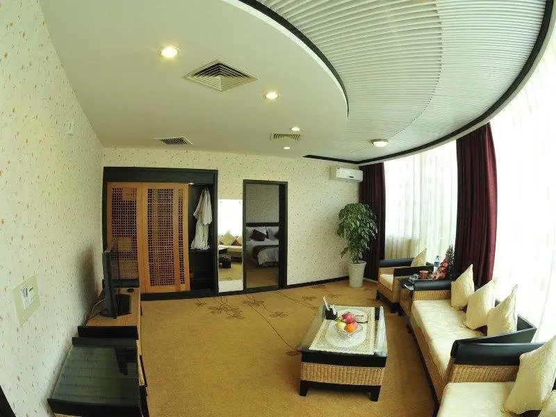 Yijing Garden Resort & Spa Hotel — фото 1