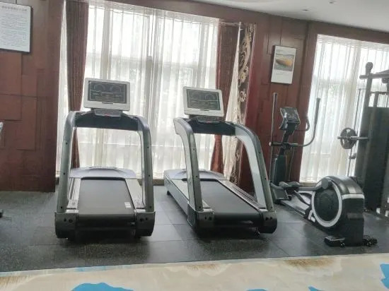 Нинбо: A Balance Hotel