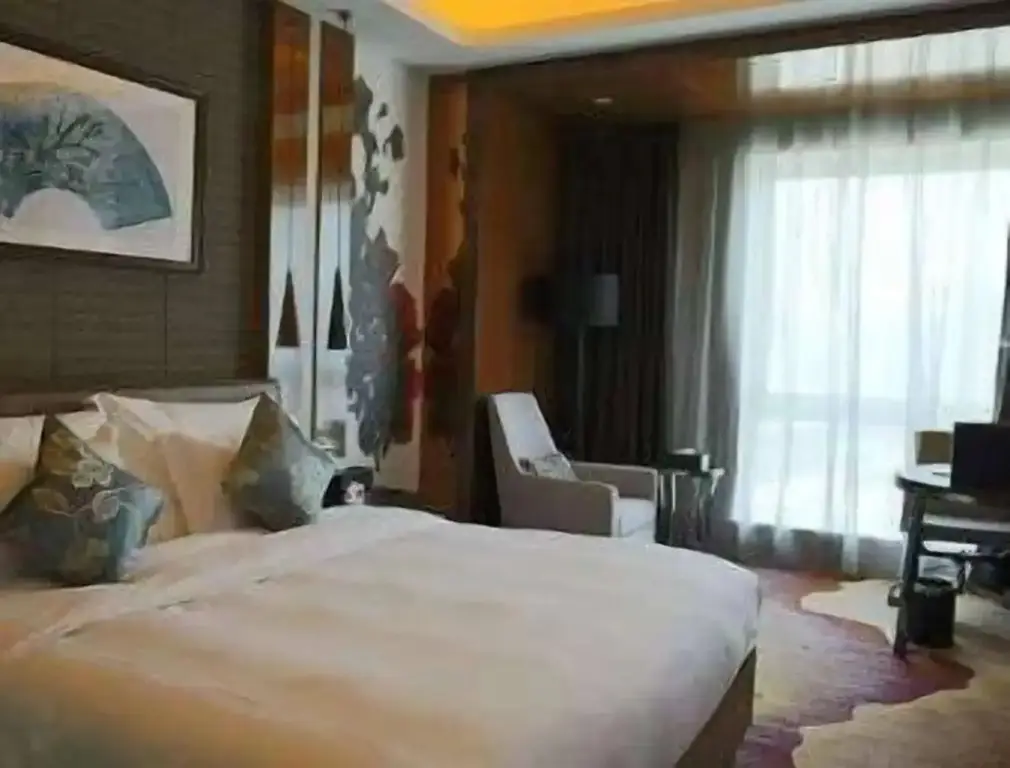 Лючжоу: Ramada Plaza Liuzhou Liudong