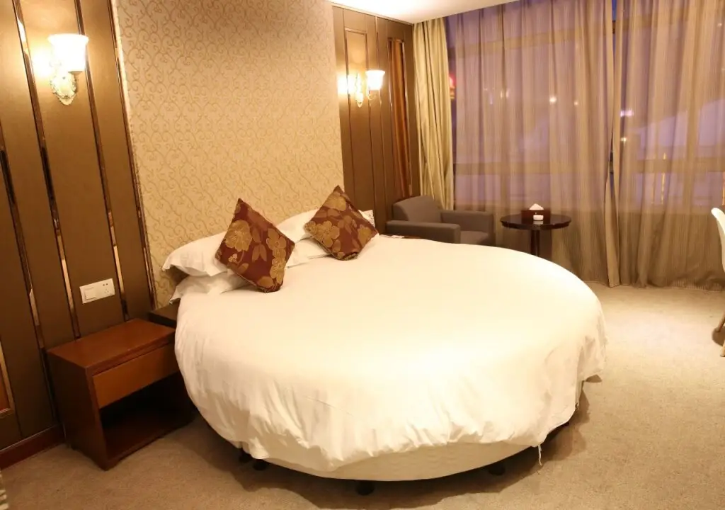 Иу: Yiwu Fukai Holiday Hotel