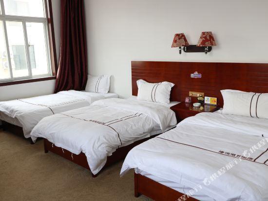 Дали: Serene Holiday Hotel