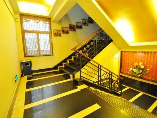Линьи: Yizhoufu Hotel