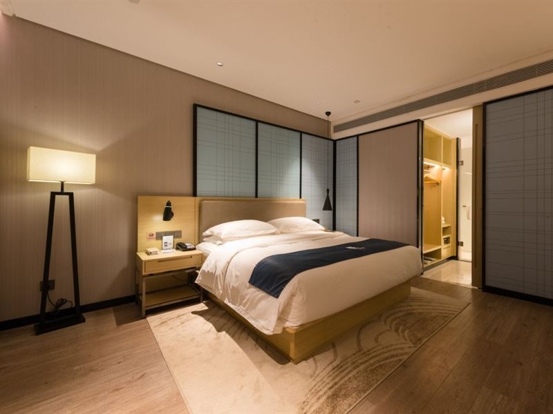 Наньнин: Echarm Hotel (Nanning Jiangnan Wanda Plaza Baisha Avenue)