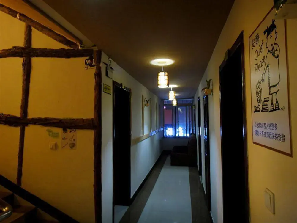 Лешан: Dengba International Chain Youth Hostel (Emeishan Baoguo Temple)