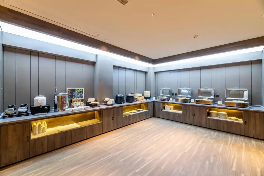 Ухань: HanTing Hotel (Wuhan Wuchang Railway Station Qiyimen)