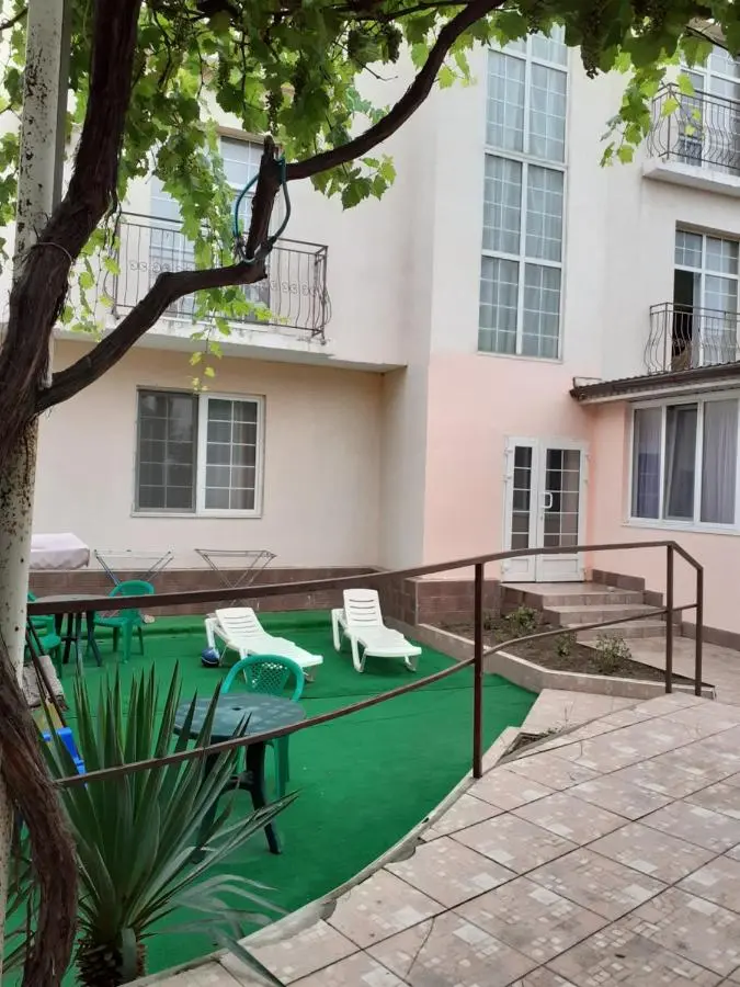Витязево: Guest House u Morya
