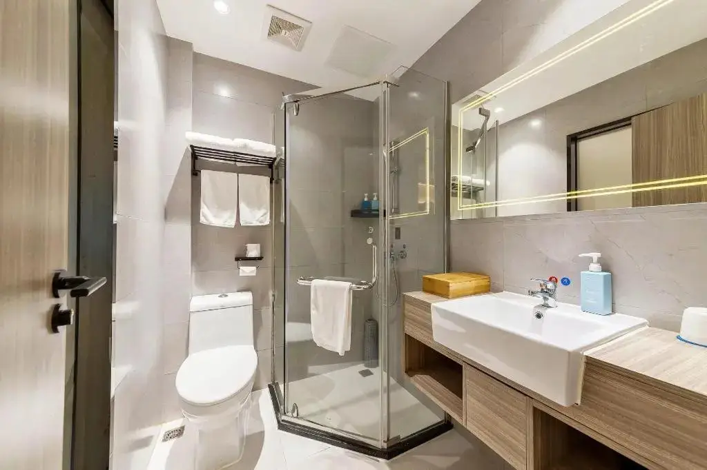 Сямынь: Super 8 Xiamen Hexiang West Road Guanghua Branch