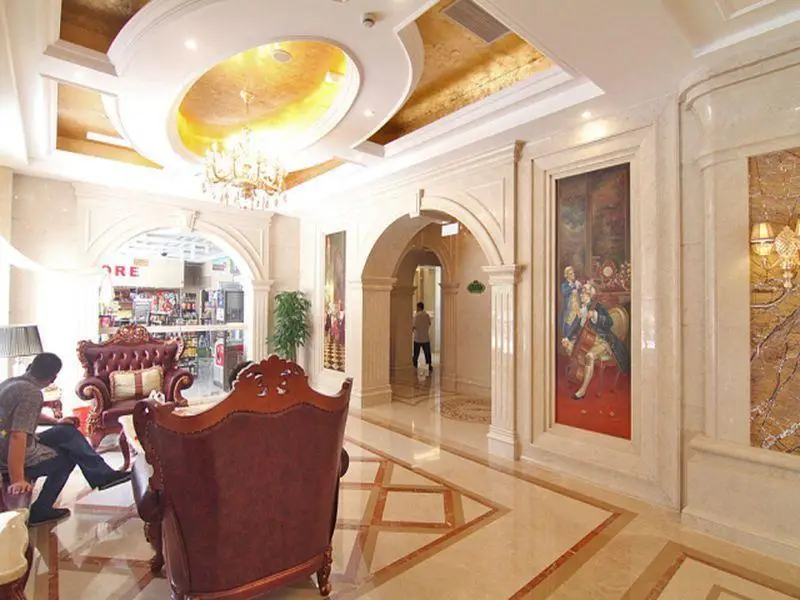 Шанхай: Vienna Shanghai International Tourism And Resorts Zone Xiupu Road Branch
