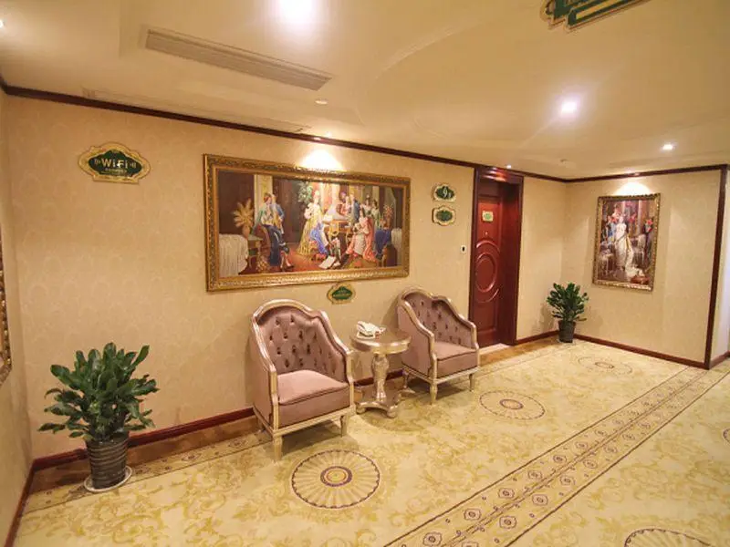 Шанхай: Vienna Shanghai International Tourism And Resorts Zone Xiupu Road Branch