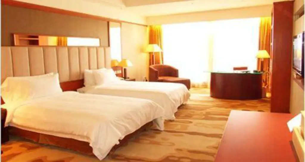 Дали: Best Western Charming City Hotel