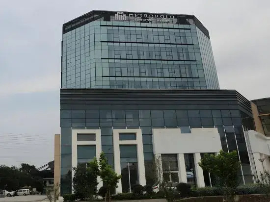Шанхай: Jinjiang Metropolo Hotel (Shanghai Jing'an Pengpu Xincun Subway Station)