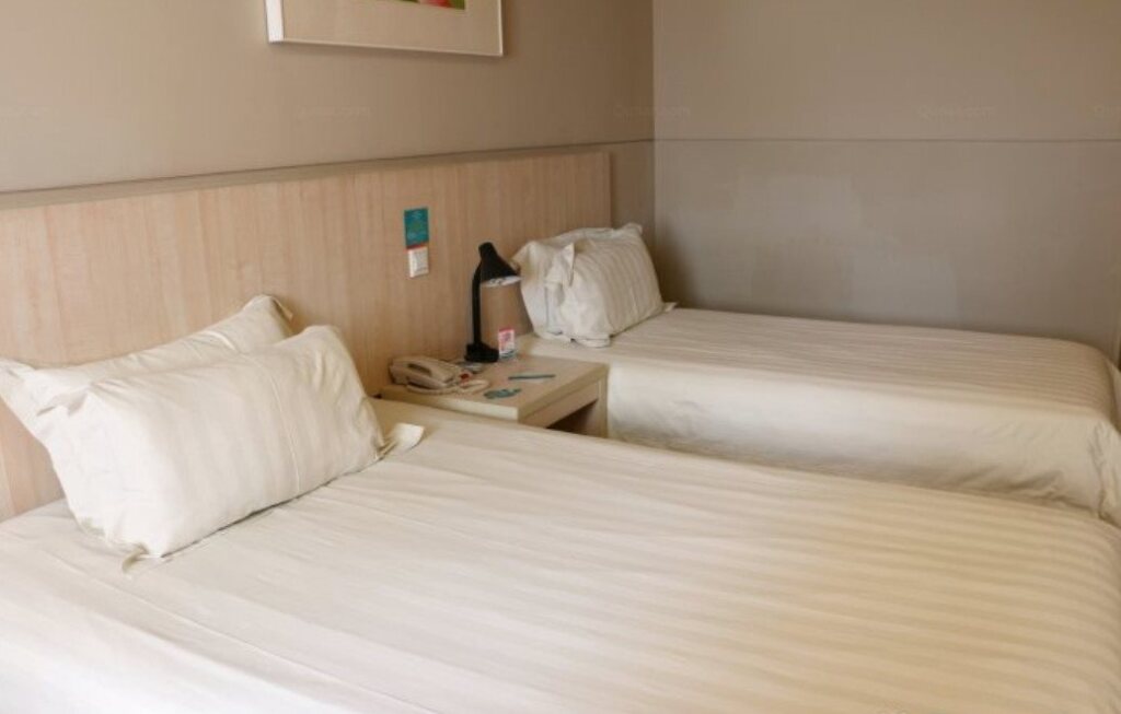 Чжуншань: Jinjiang Inn Zhongshan Hubin Road Branch