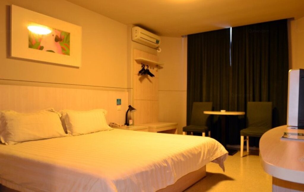 Чжуншань: Jinjiang Inn Zhongshan Hubin Road Branch