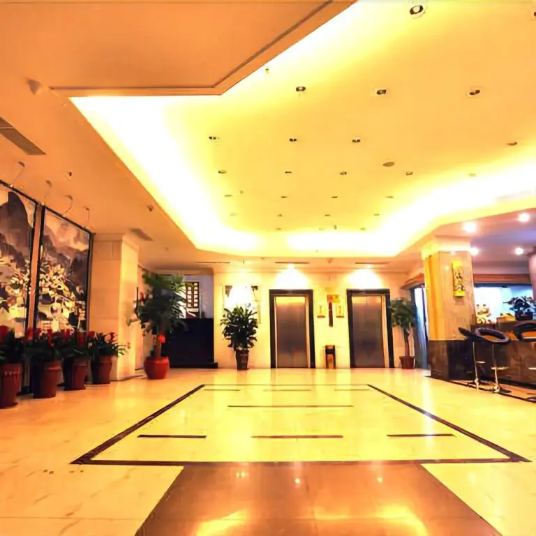 Фучжоу: Fuzhou Mingxu Hot Spring Holiday Hotel (Sanfang Qixiang Provincial Hospital)
