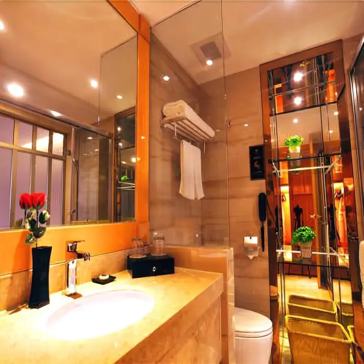 Фучжоу: Fuzhou Mingxu Hot Spring Holiday Hotel (Sanfang Qixiang Provincial Hospital)