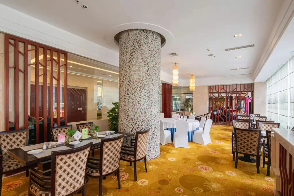 Мяньян: Changhong International Hotel