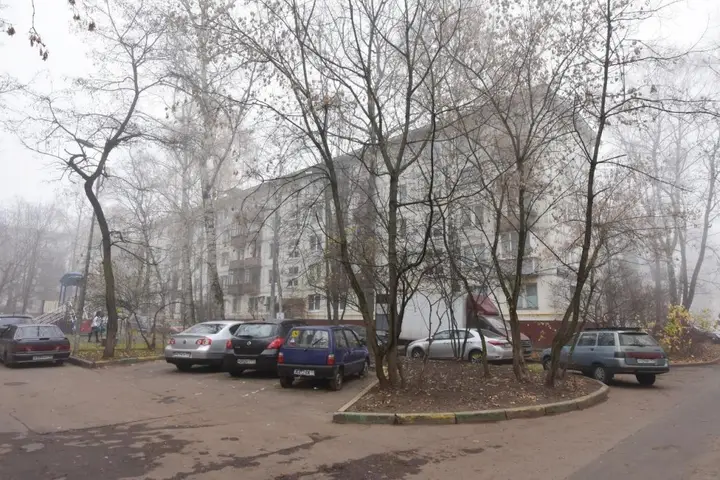 Москва: UNO (УНО) на улице 13-я Парковая