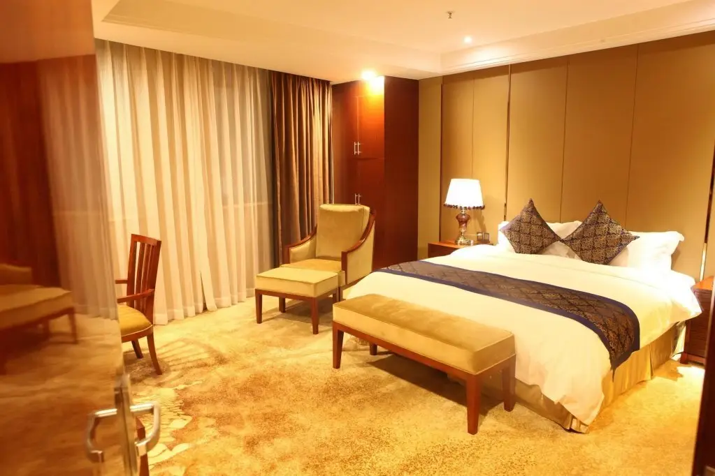 Plus Fortune Hotel Foshan — фото 1