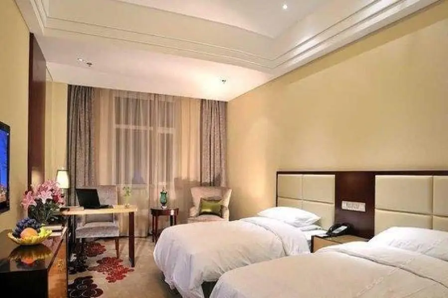 Хух-Хото: Chun Xue Four Seasons Hotel