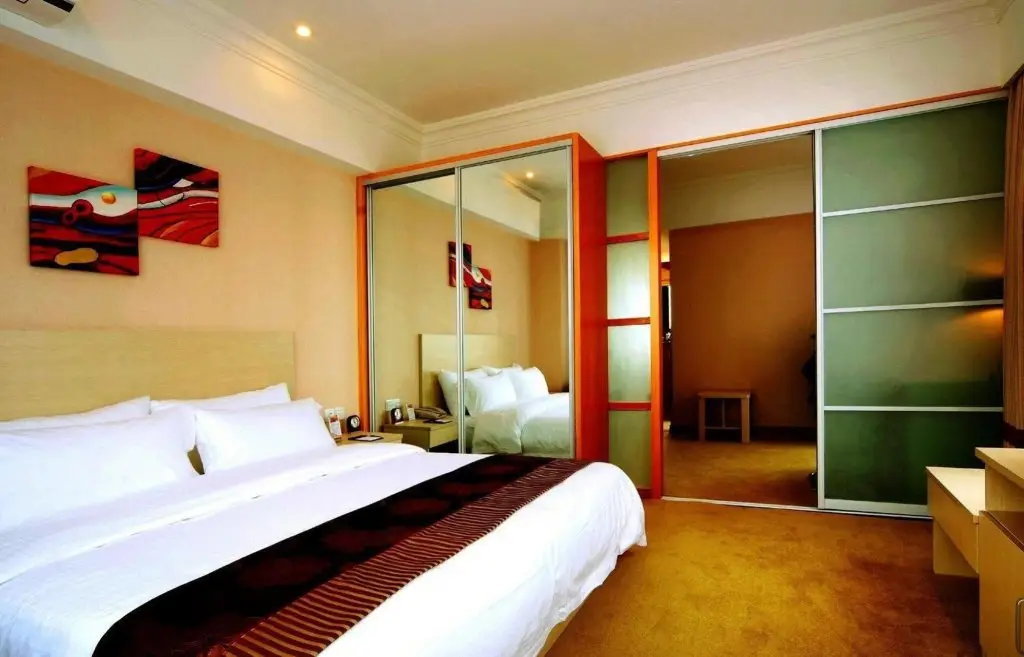 Shounan Business Hotel — фото 1