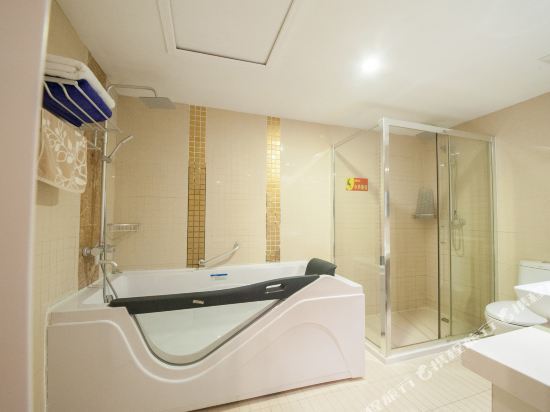 Хуайань: Donghu Hotel