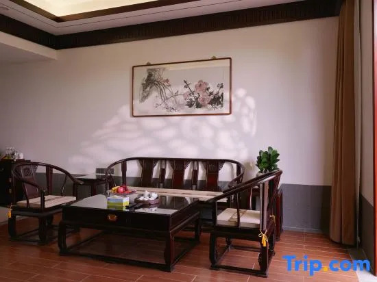 Юньфу: Yunfu Guest House