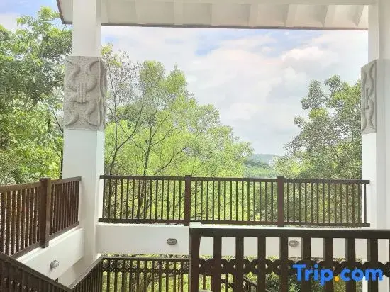 Юньфу: Yunfu Guest House