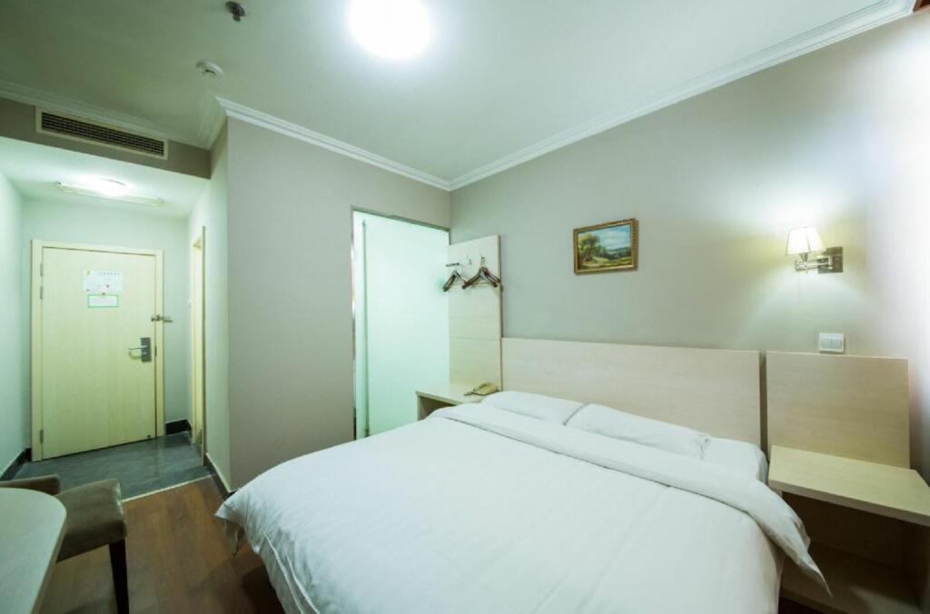 Пекин: Super 8 by Wyndham Beijing Fang Zhuang Station