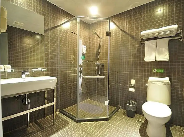 Шанхай: Motel168 New Jing Qiao Road Inn