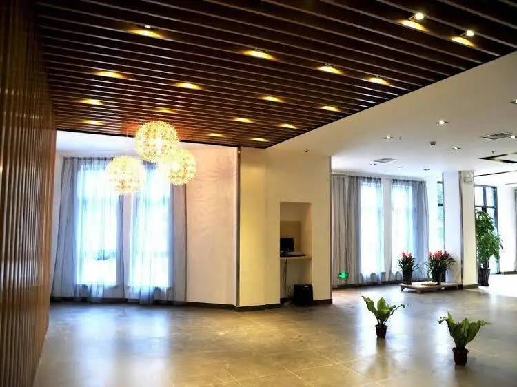 Шанхай: Motel168 New Jing Qiao Road Inn