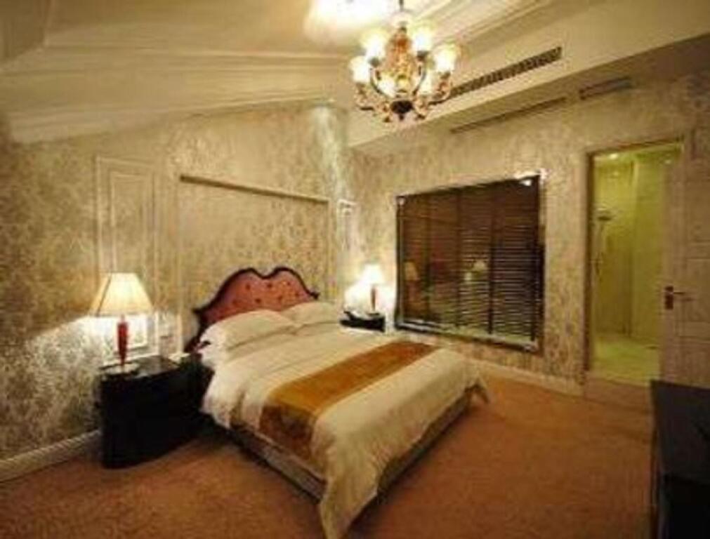 Чунцин: Days Hotel MingYue