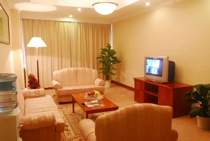 Суйнин: Mingxing Conifer Hotel