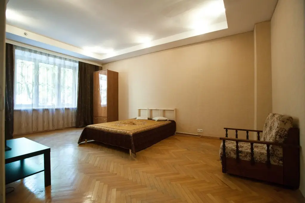 Москва: Sadovoe Brusnika Apartment