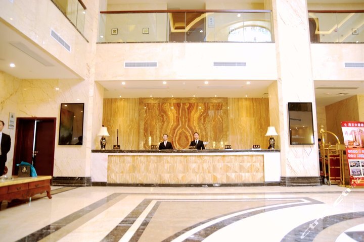 Чэнду: Maowen Hotel