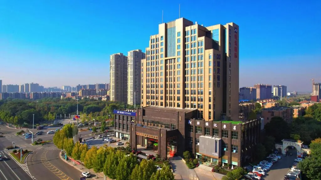 Шанцю: Grand Metropark Hotel Shangqiu