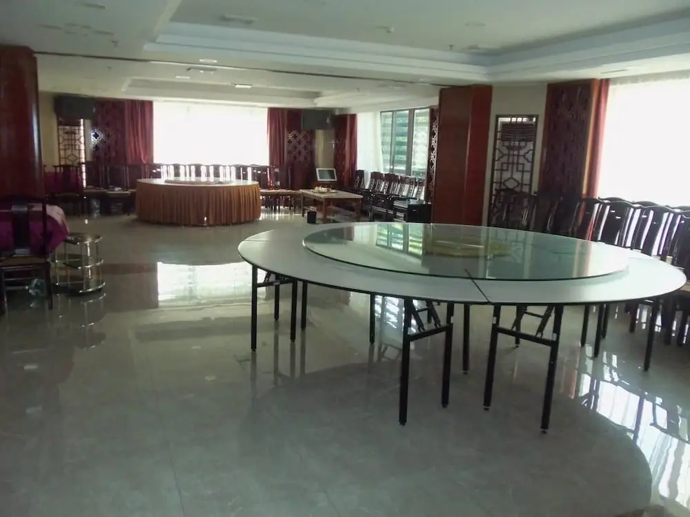 Шэньчжэнь: Guangna Business Hotel - Shenzhen