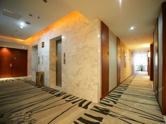 Huatian Select Hotel (Changsha Shichang) — фото 1