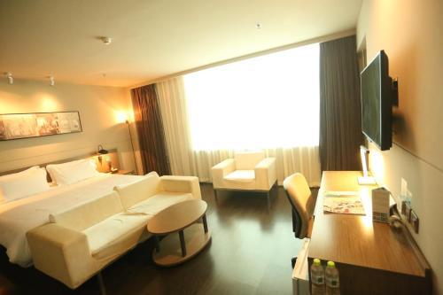 Улан-Хото: Jinjiang Inn Ulanhot Xingan Meng Government Hotel