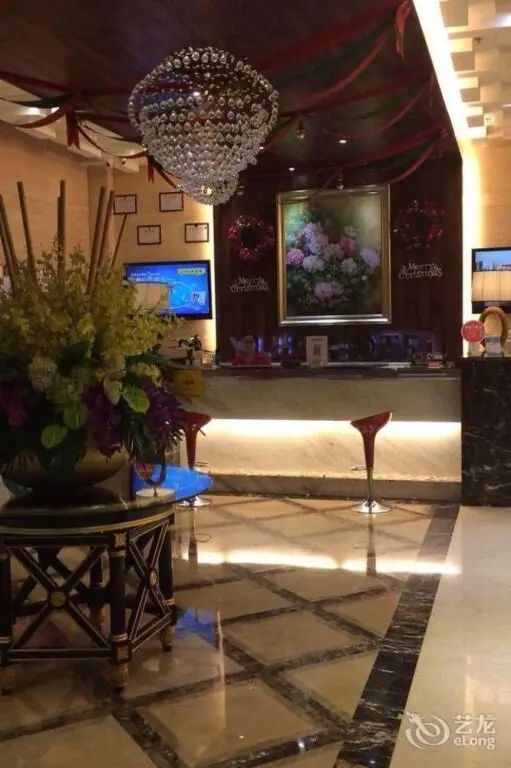 Чэнду: Lavande Hotel Chengdu Wenjiang University Town Wansheng Metro Station