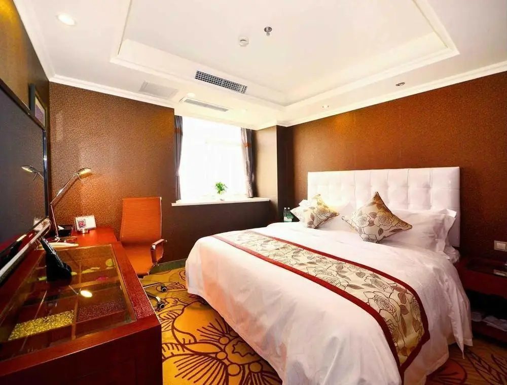 Чэнду: Lavande Hotel Chengdu Wenjiang University Town Wansheng Metro Station