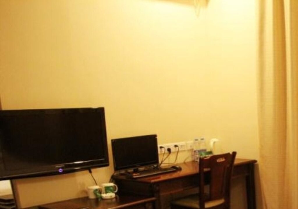 Шэньчжэнь: Greentree Inn Shenzhen Huaqiangbei Express Hotel