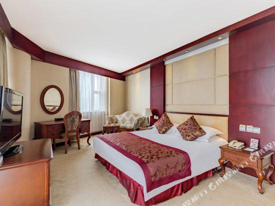 Хуайнань: Huainan Xinjinjiang Hotel