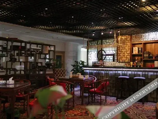 Циндао: Vienna Hotel