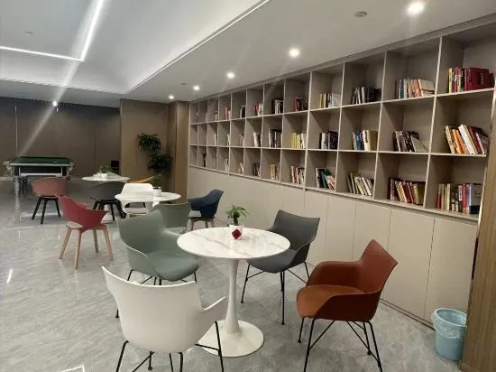Шанхай: Vienna International Hotel